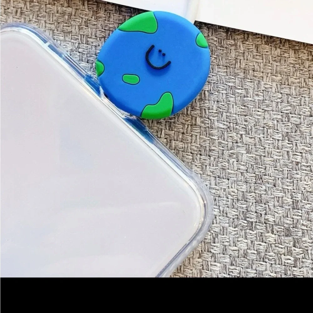 Happy Earth Cord Protector
